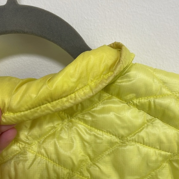 The North Face Size Small Neon Yellow Vest - Picture 6 of 6